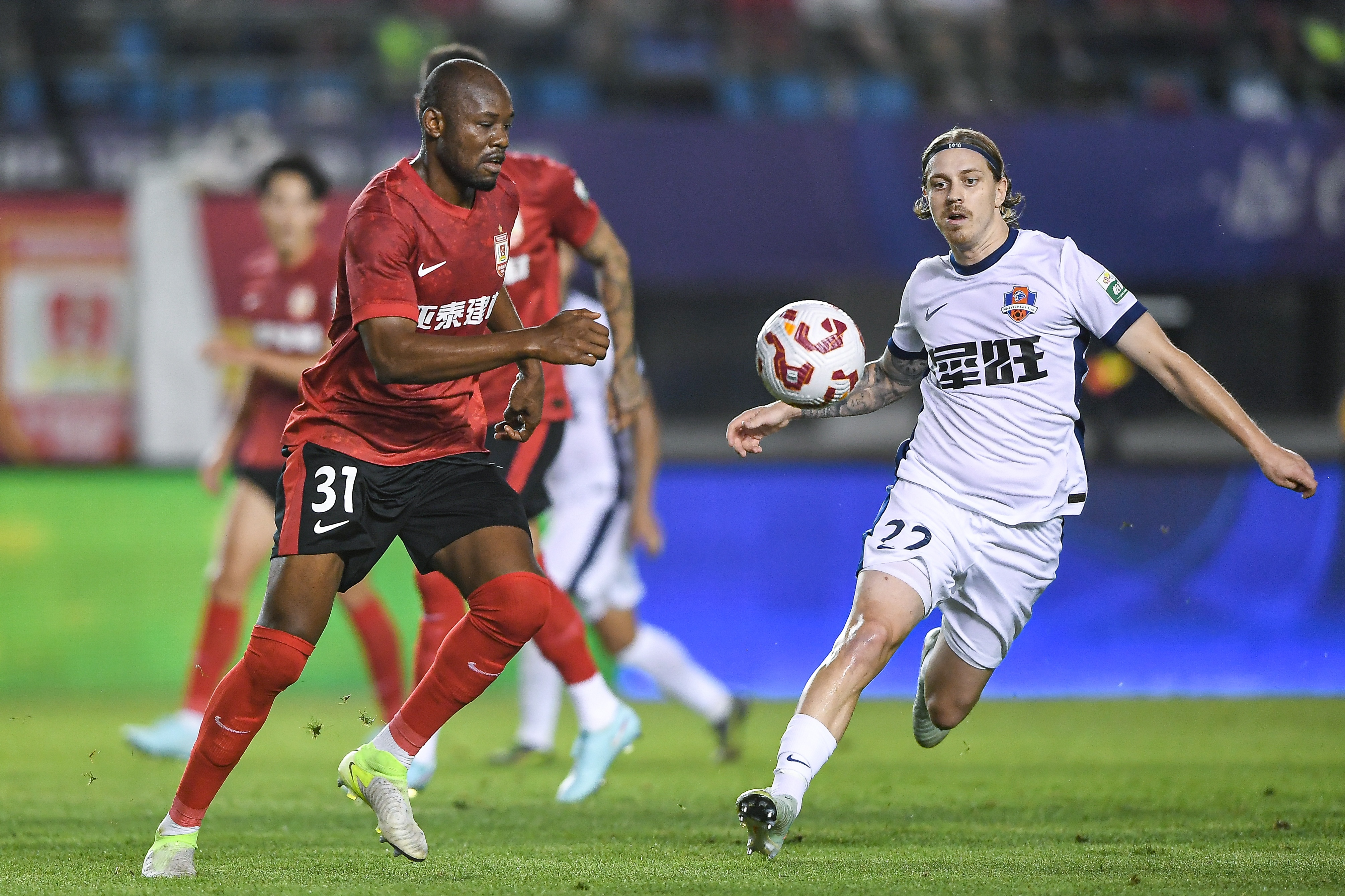 新赛季中超参赛球队确定！亚泰、梅州降级，铁人、铜梁龙升级