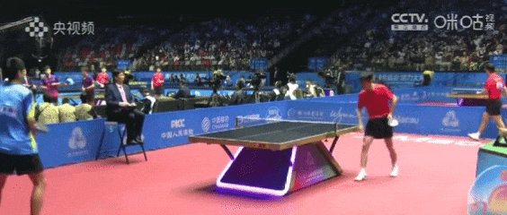 为什么乒乓球员老是摸球台：原来有如此玄机