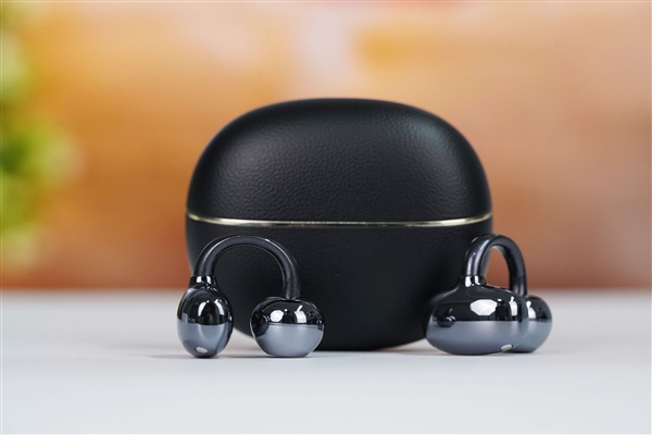 超长续航44小时!荣耀亲选LCHSE耳夹式耳环2 Pro图赏