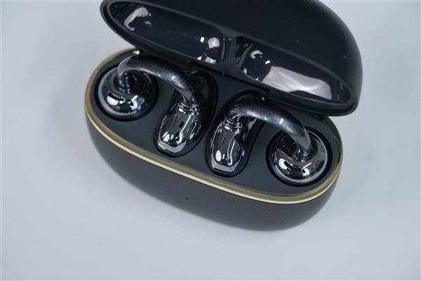 超长续航44小时!荣耀亲选LCHSE耳夹式耳环2 Pro图赏