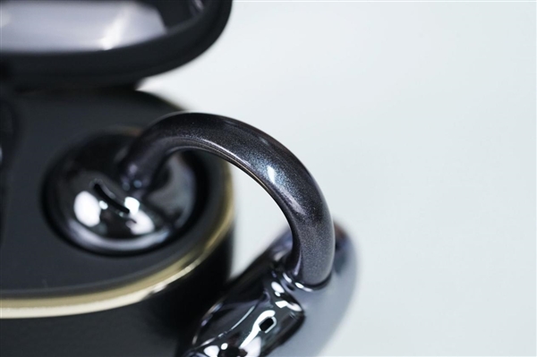 超长续航44小时!荣耀亲选LCHSE耳夹式耳环2 Pro图赏