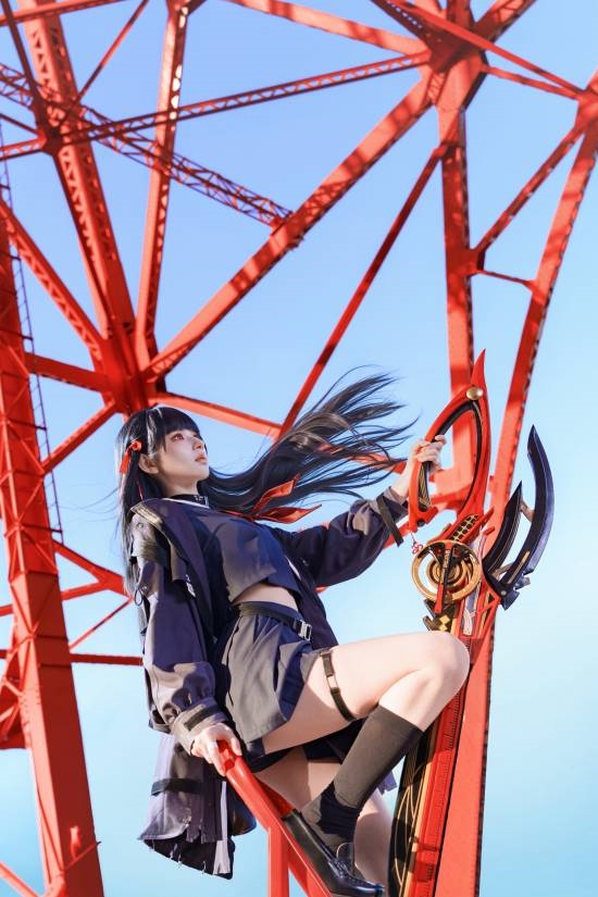 日本美少女COS《鸣潮》千咲！谁家JK走出游戏了