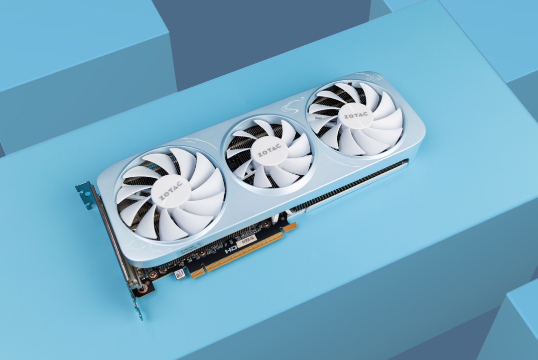 谁能封神？2025 年度游戏&显卡回顾