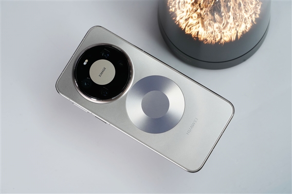 首发麒麟9030 Pro!华为Mate 80 Pro Max图赏