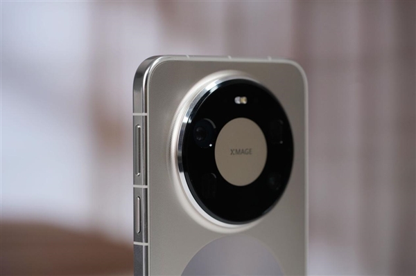 首发麒麟9030 Pro!华为Mate 80 Pro Max图赏