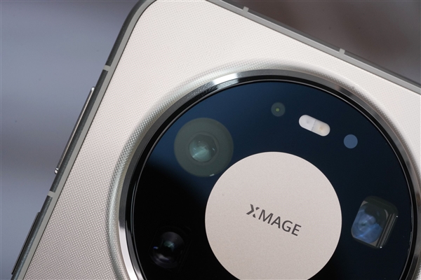 首发麒麟9030 Pro!华为Mate 80 Pro Max图赏