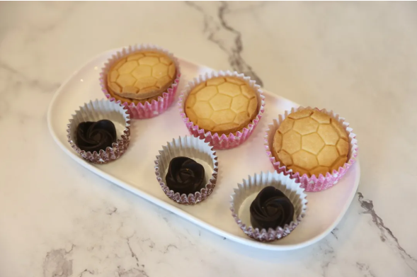 2万公里全球最长航线启航 飞26小时吃啥 飞机餐公布