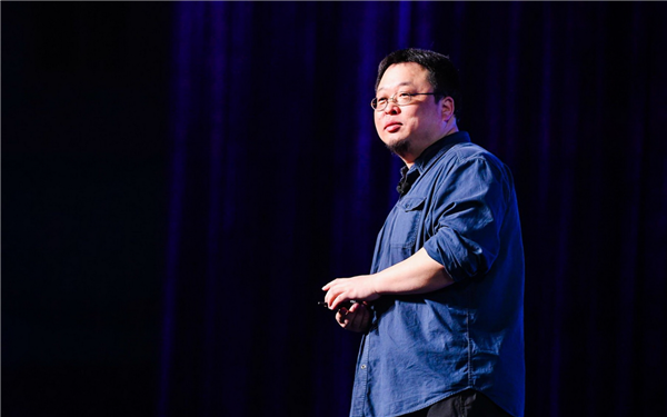 网友建议邀请华杉访谈 罗永浩称拉黑了：做人要有点儿底线