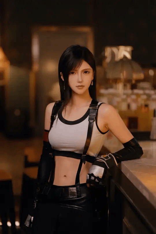 “抖音第一蒂法”发新作!神还原 仿佛游戏走进现实