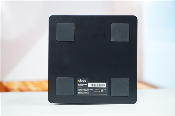 全球首个液冷迷你机!abee AI Station 395 Max工作站图赏