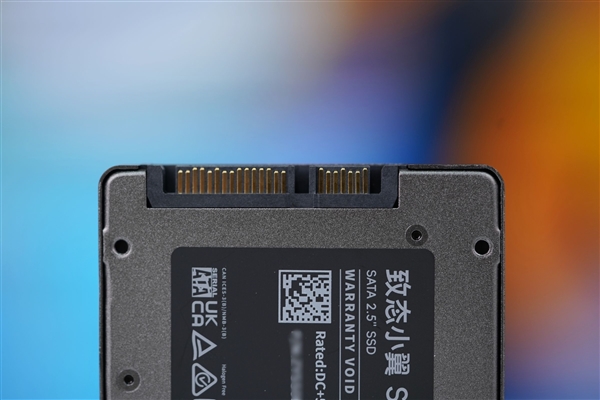 长江存储原厂颗粒！致态小翼S001 1TB SSD图赏