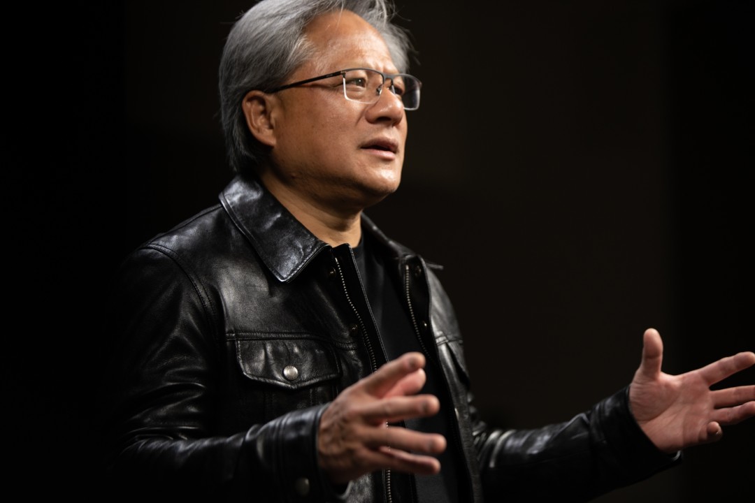 不用担心AI取代人类 黄仁勋：淘汰的是最辛苦重复的工作