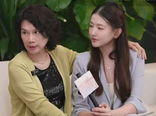 100小时极寒挑战!董明珠与孟羽童将“空降”格力直播现场