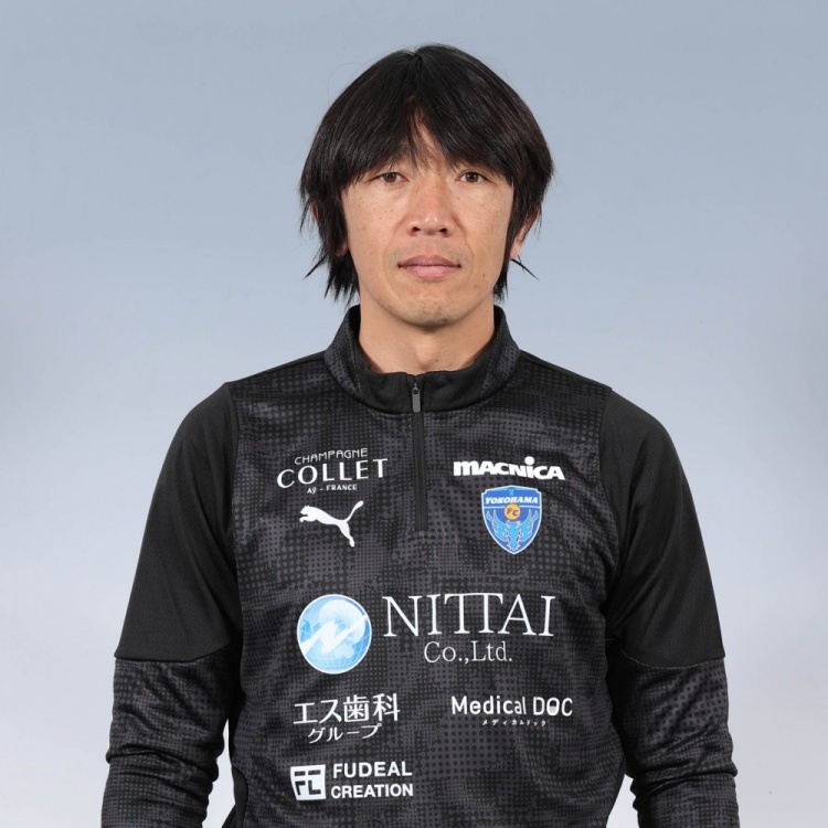 官方：47岁前日本国脚中村俊辅离开横滨FC助教一职