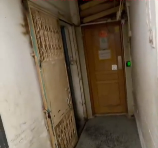 网友吐槽在某平台定酒店 到场发现不存在 申请退款被拒 客服回应被指套用模板话术