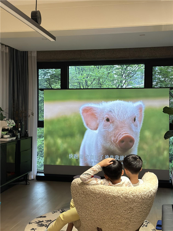 2025家用投影仪哪款好 盘点2025不同价位最值得买的投影