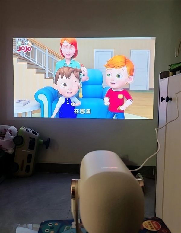 2025家用投影仪哪款好 盘点2025不同价位最值得买的投影