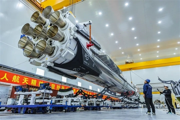 离完美回收只差一步!朱雀三号总师首次披露火箭回收细节