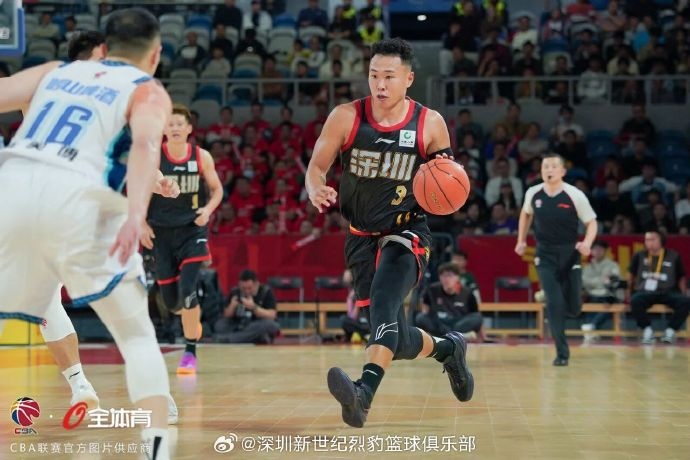 贺希宁：核心问题还是磨合不足 多名主力打全运会 身体确实很疲劳