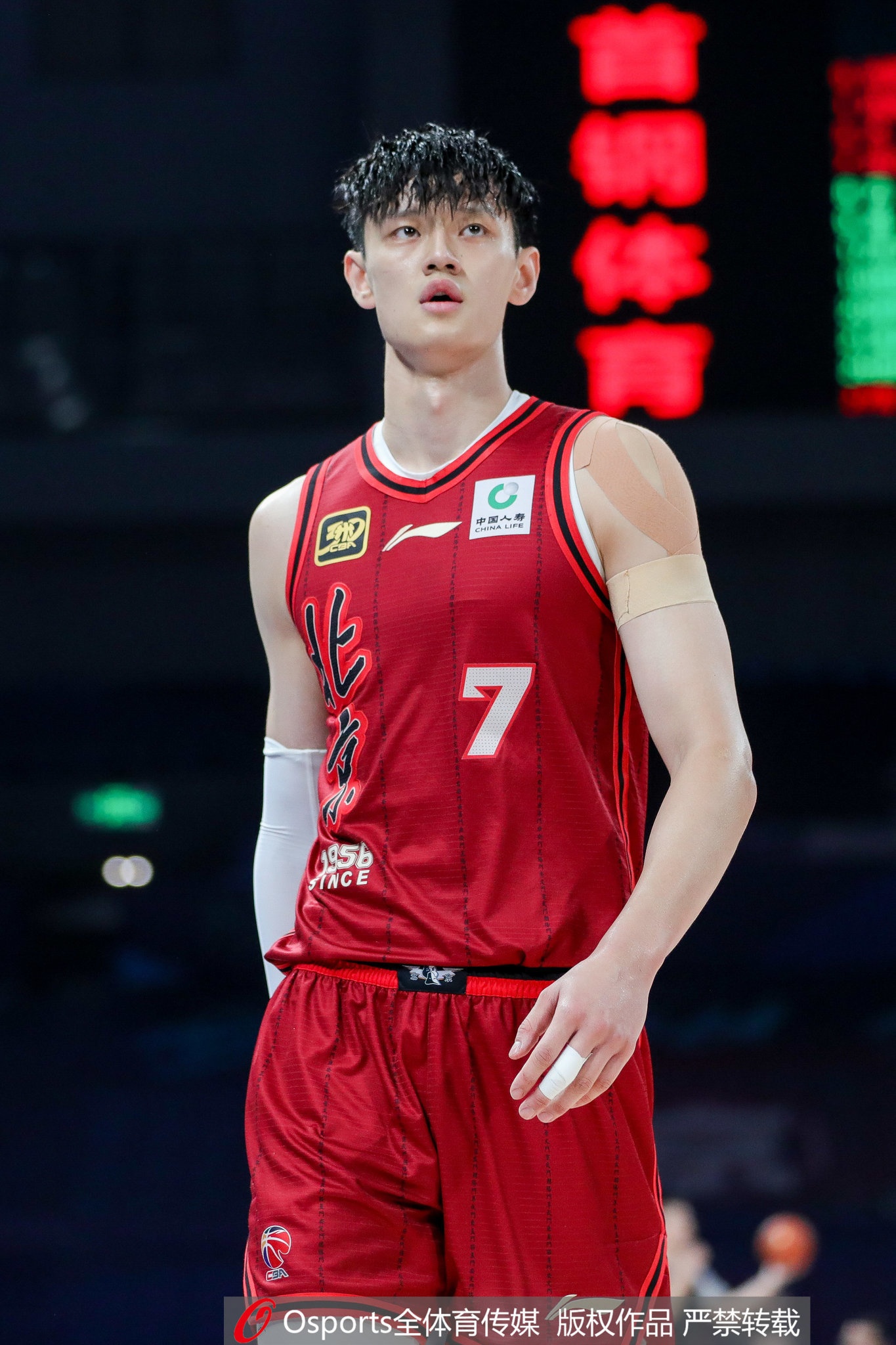 媒体人：北京外援是要换的 私下定在储备 小曾能说的就是还在沟通