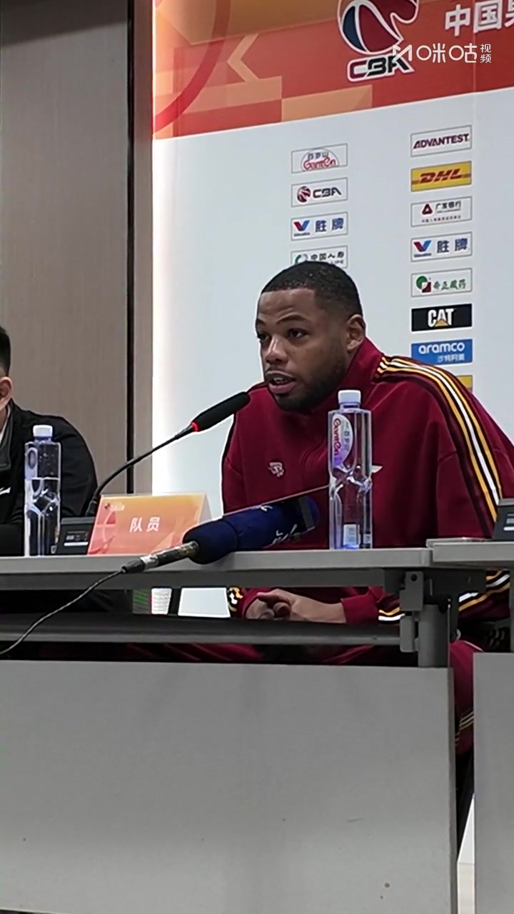 斯佩尔曼：在北京队打球会被惊艳到 周琦赵睿实力太强啦