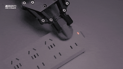 可变化三种形态的机器人来了！逐际动力TRON 2发布：4.98万起售