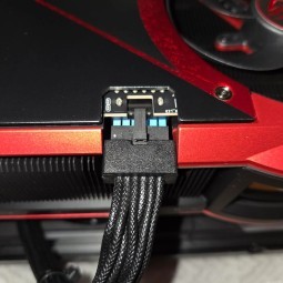 顶级RTX 5090出大问题！华硕嘴硬称就是原始设计