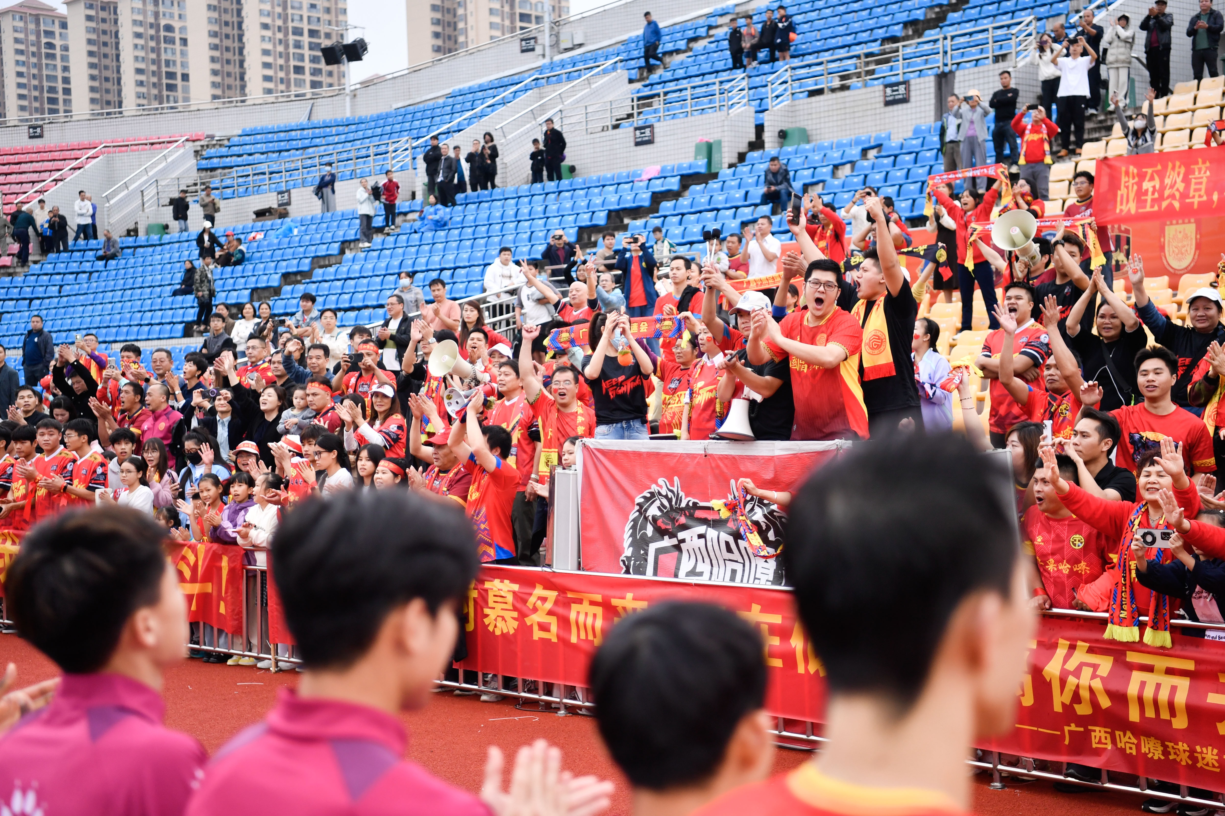 李璇:广西平果的欠薪相比其他中甲队并非最多 但球队先于球员放弃