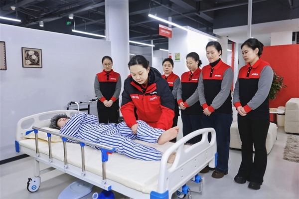 京东家政创新打造“场景教学+培宿一体”培训模式 累计带动10万家政人员就业