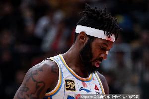 媒体人：北汽需要一个比杰曼上限高的小外援 杰曼硬仗指望不上